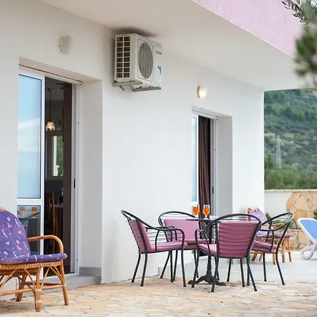 Villa Sandra Makarska